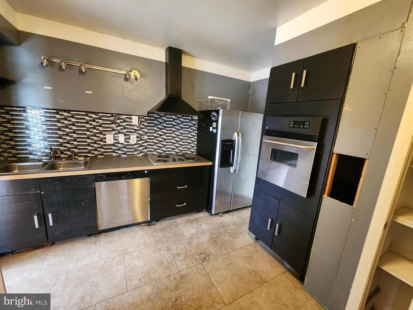 6606 Park Heights Avenue #811 photo 20