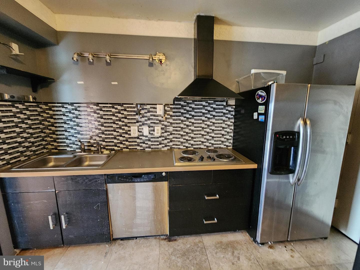 6606 Park Heights Avenue #811 photo 21