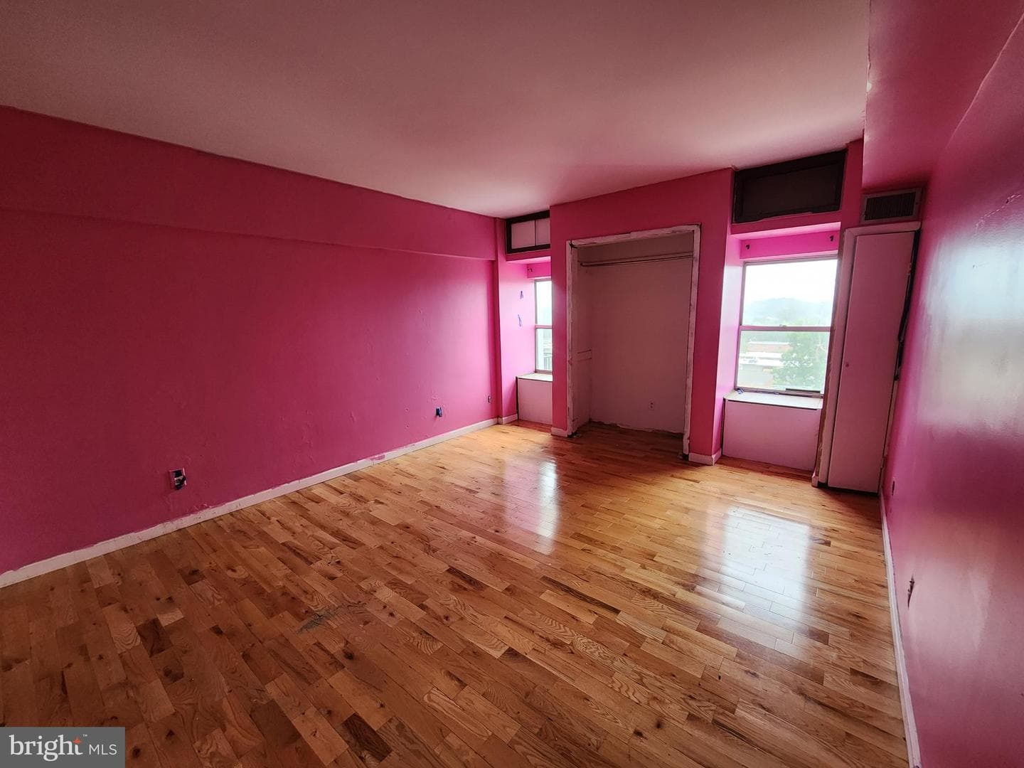 6606 Park Heights Avenue #811 photo 41
