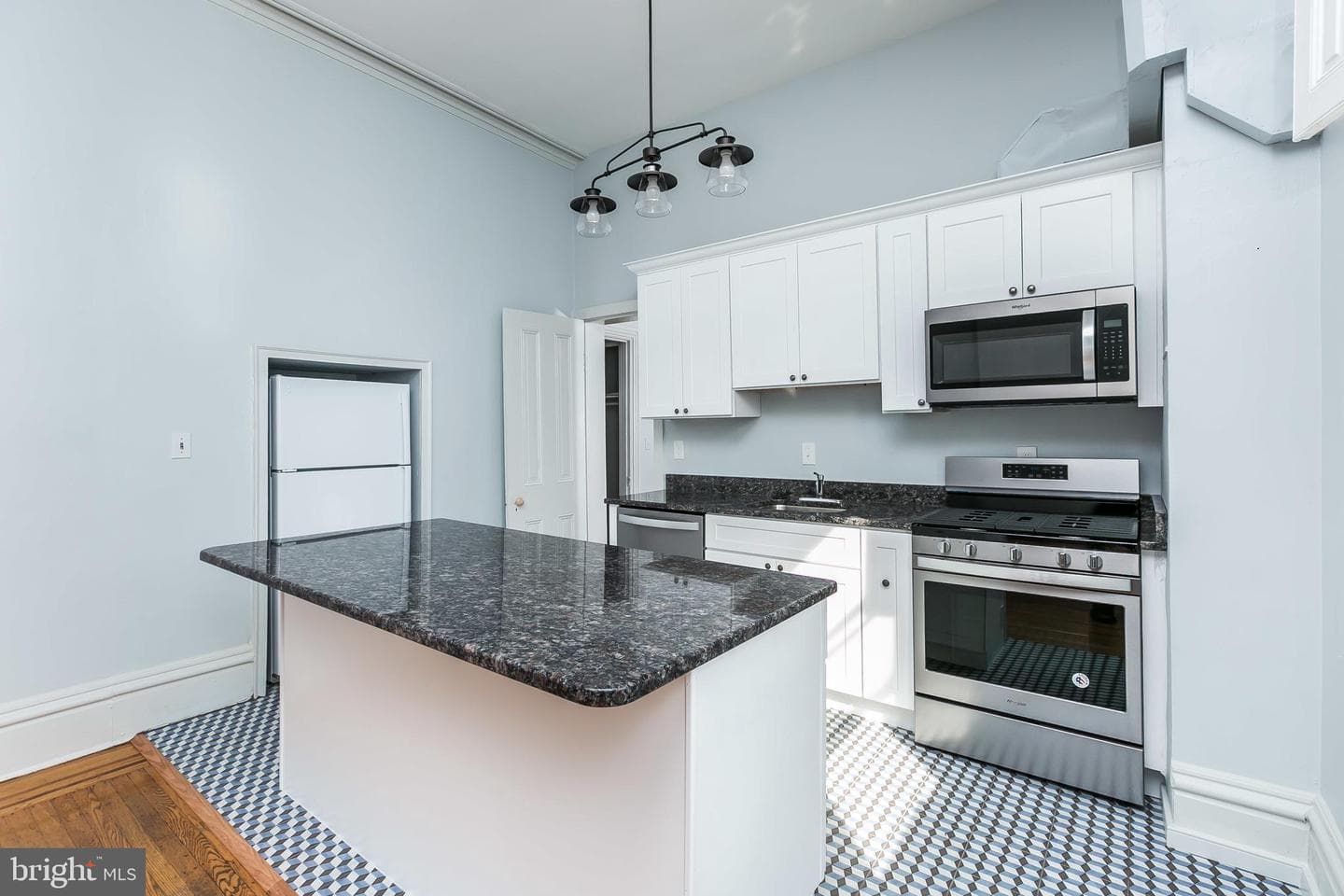 1700 Park photo 36