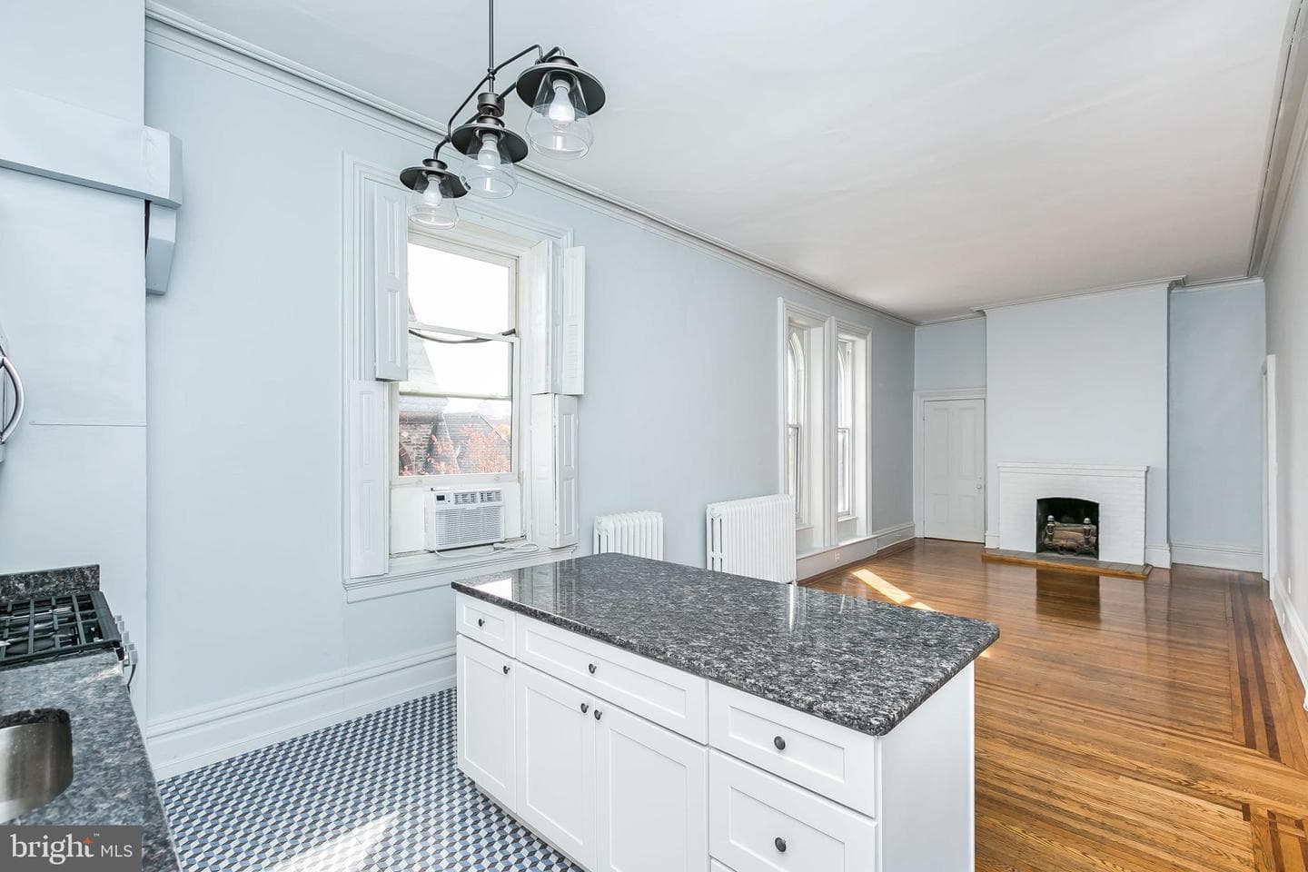 1700 Park photo 40