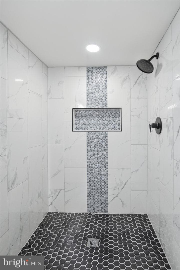 2912 Dupont Avenue photo 34