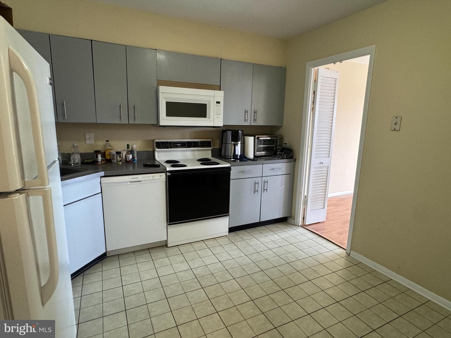 3737 Clarks Lane #408 photo 5