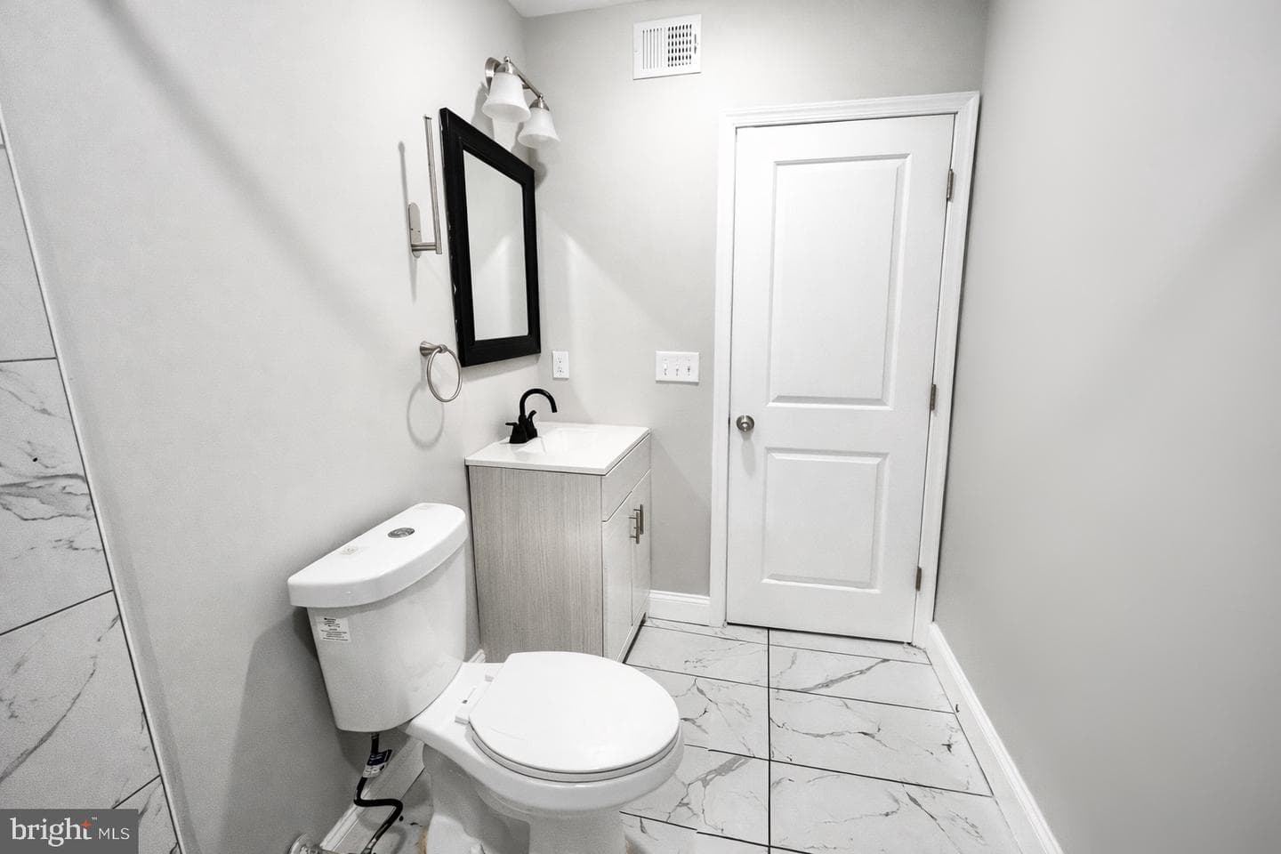 2328 Calverton Heights Avenue photo 27