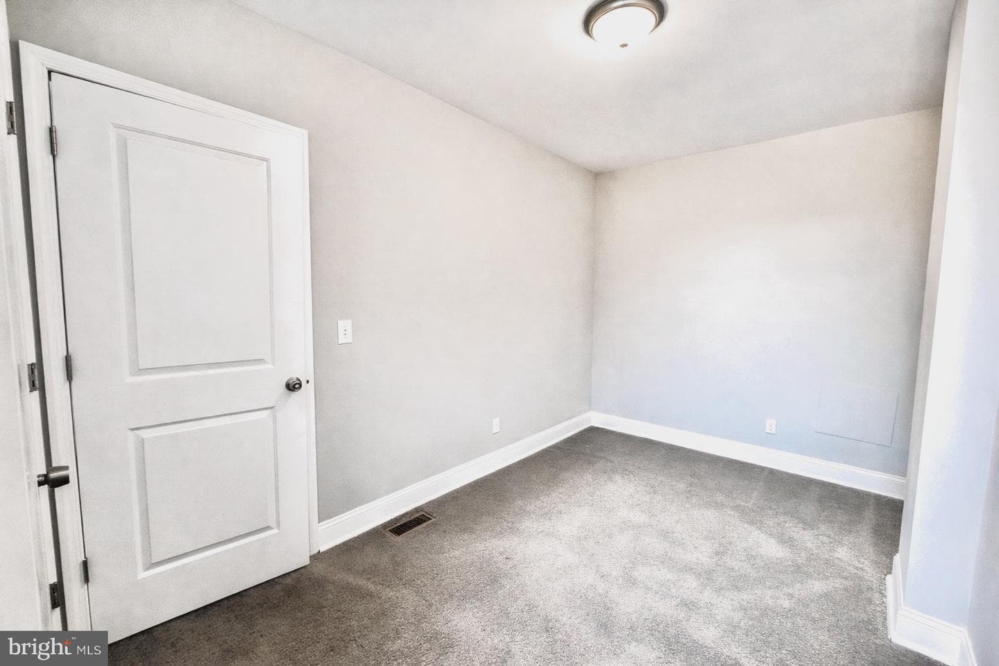 2328 Calverton Heights Avenue photo 30