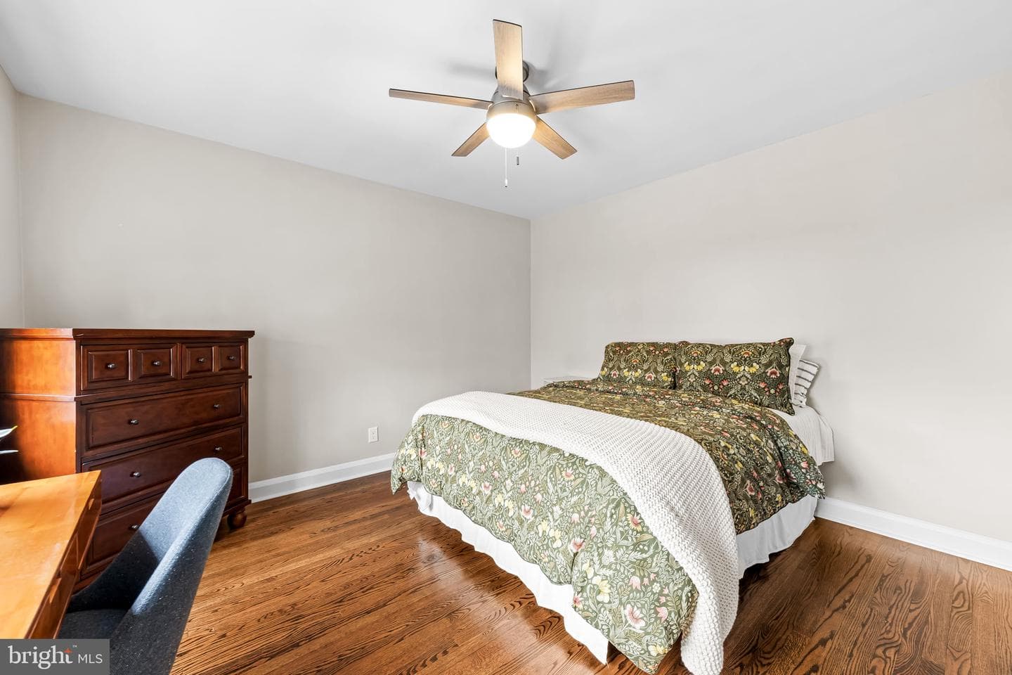103 Saint Dunstans Road photo 39