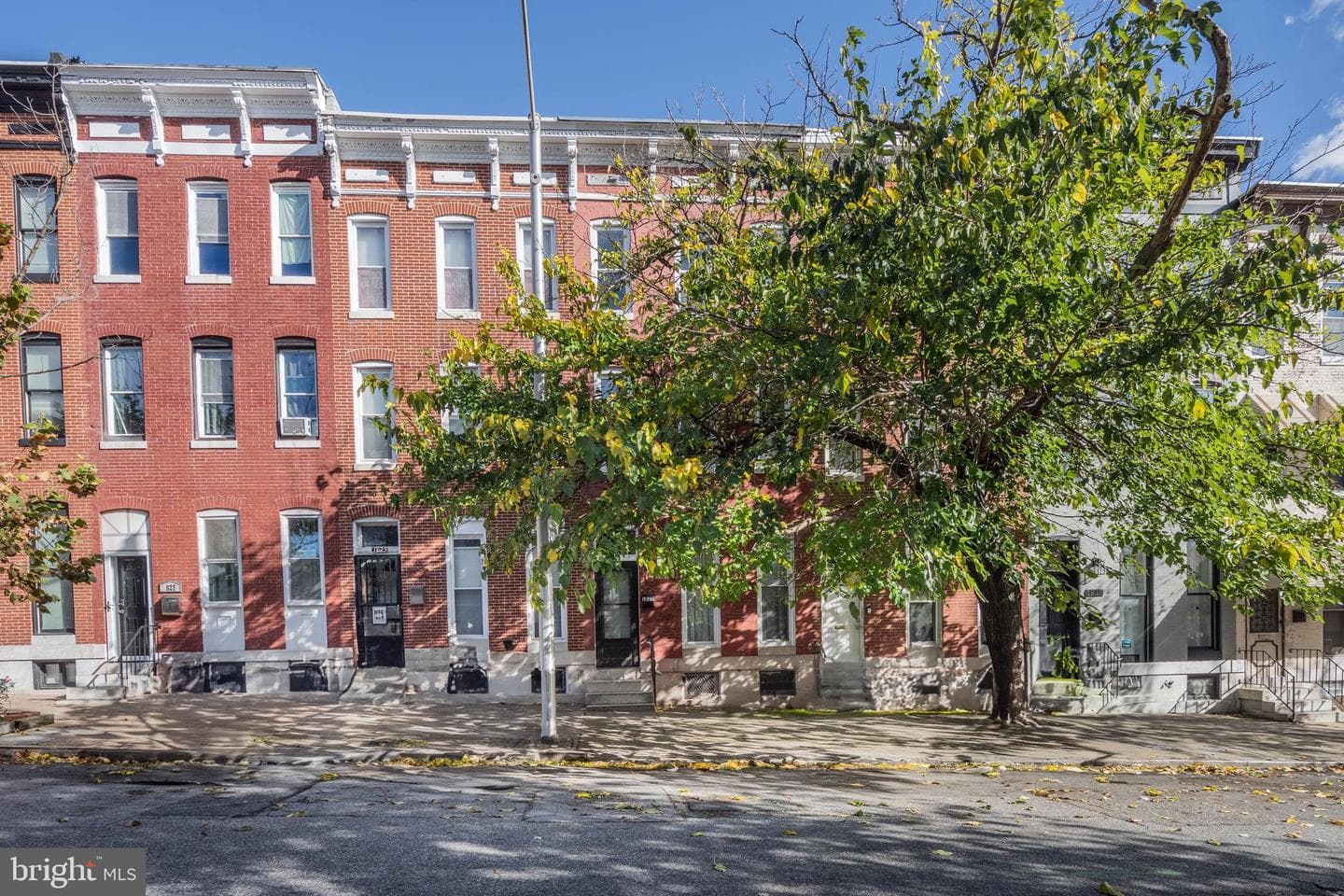 1823 N Caroline Street, Baltimore