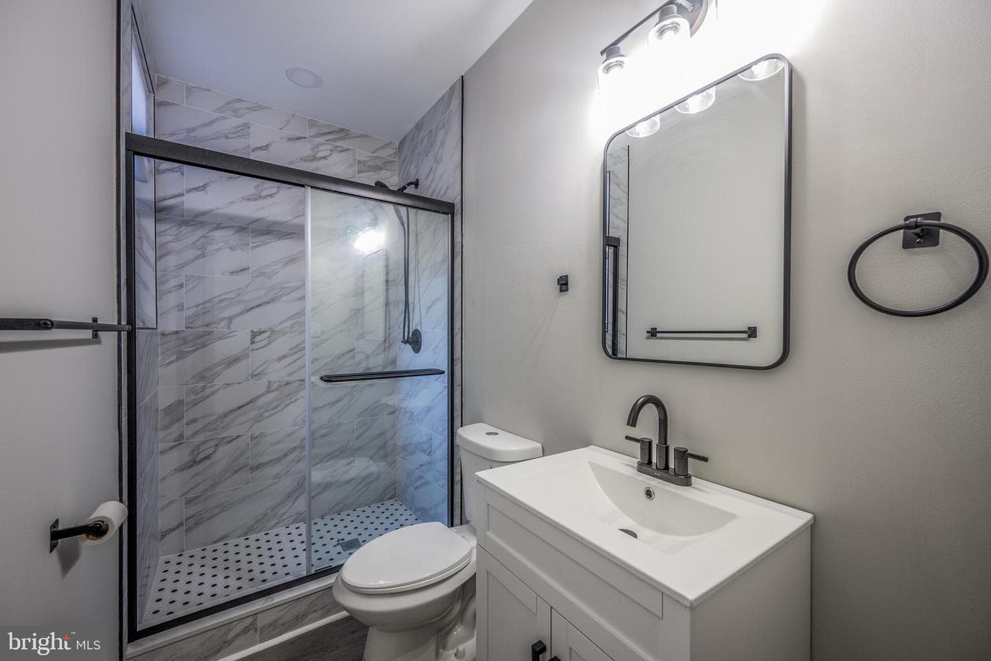 1823 N Caroline Street photo 15