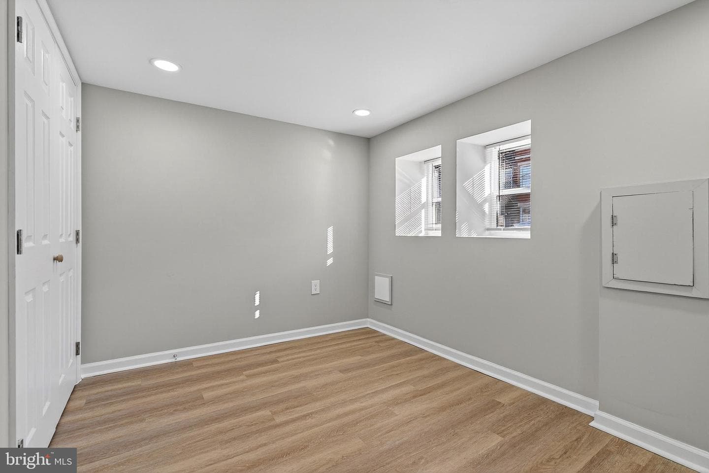 2822 Harlem Avenue photo 29