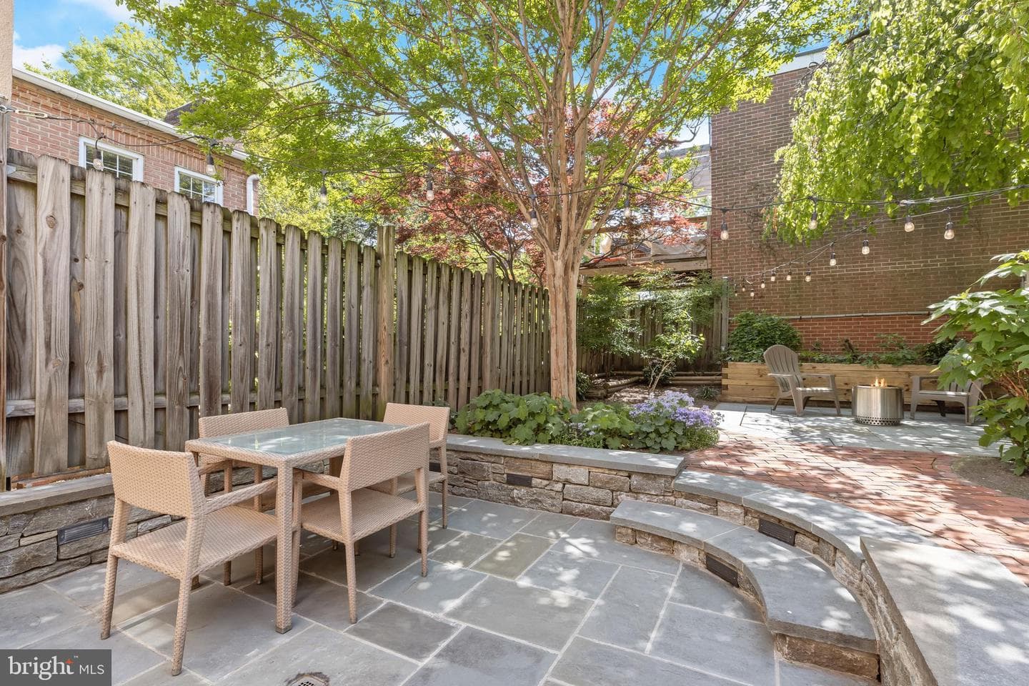 133 W Lee Street photo 36