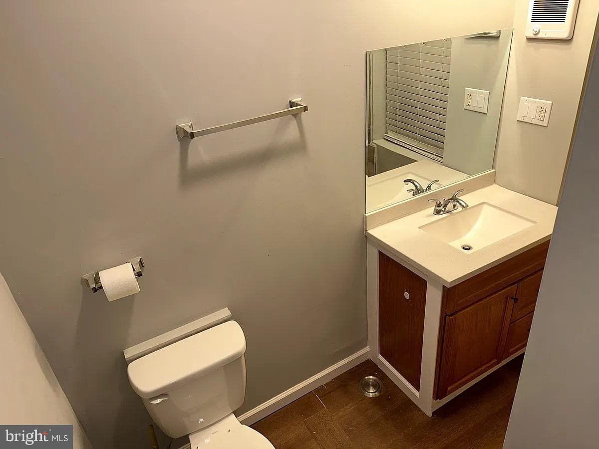 1510 Sycamore Street photo 6
