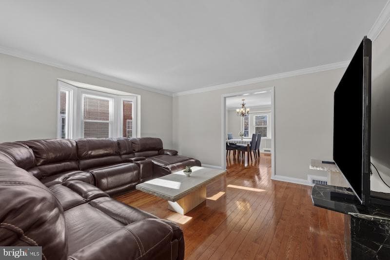 4002 Clarks Lane photo 2