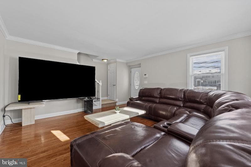 4002 Clarks Lane photo 3