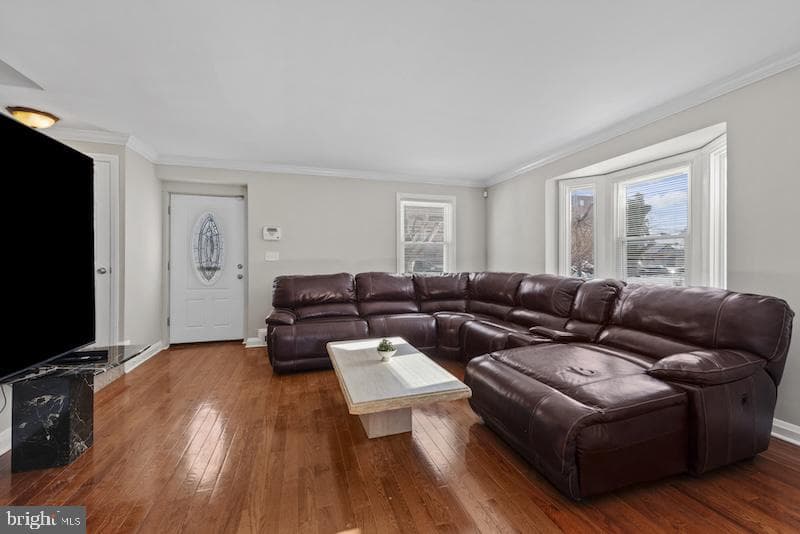 4002 Clarks Lane photo 4