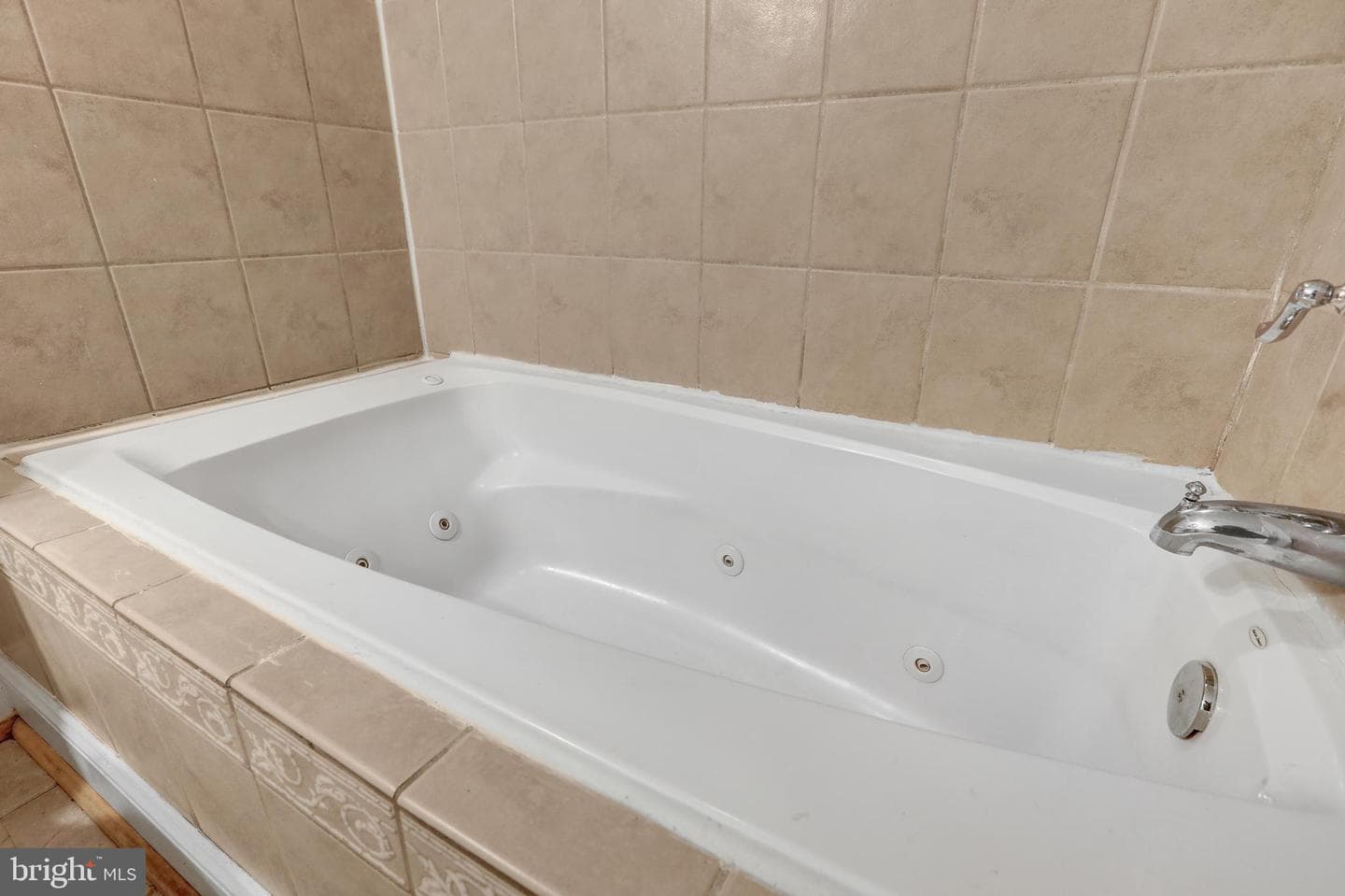 1012 W Lombard Street photo 22