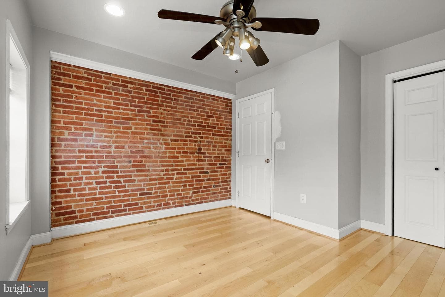 1012 W Lombard Street photo 25