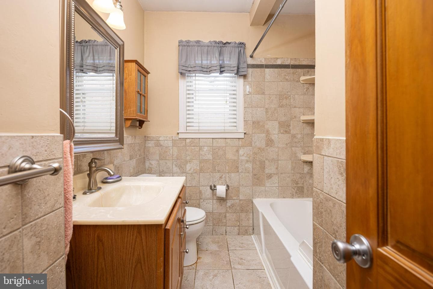 6627 Bushey Street photo 15