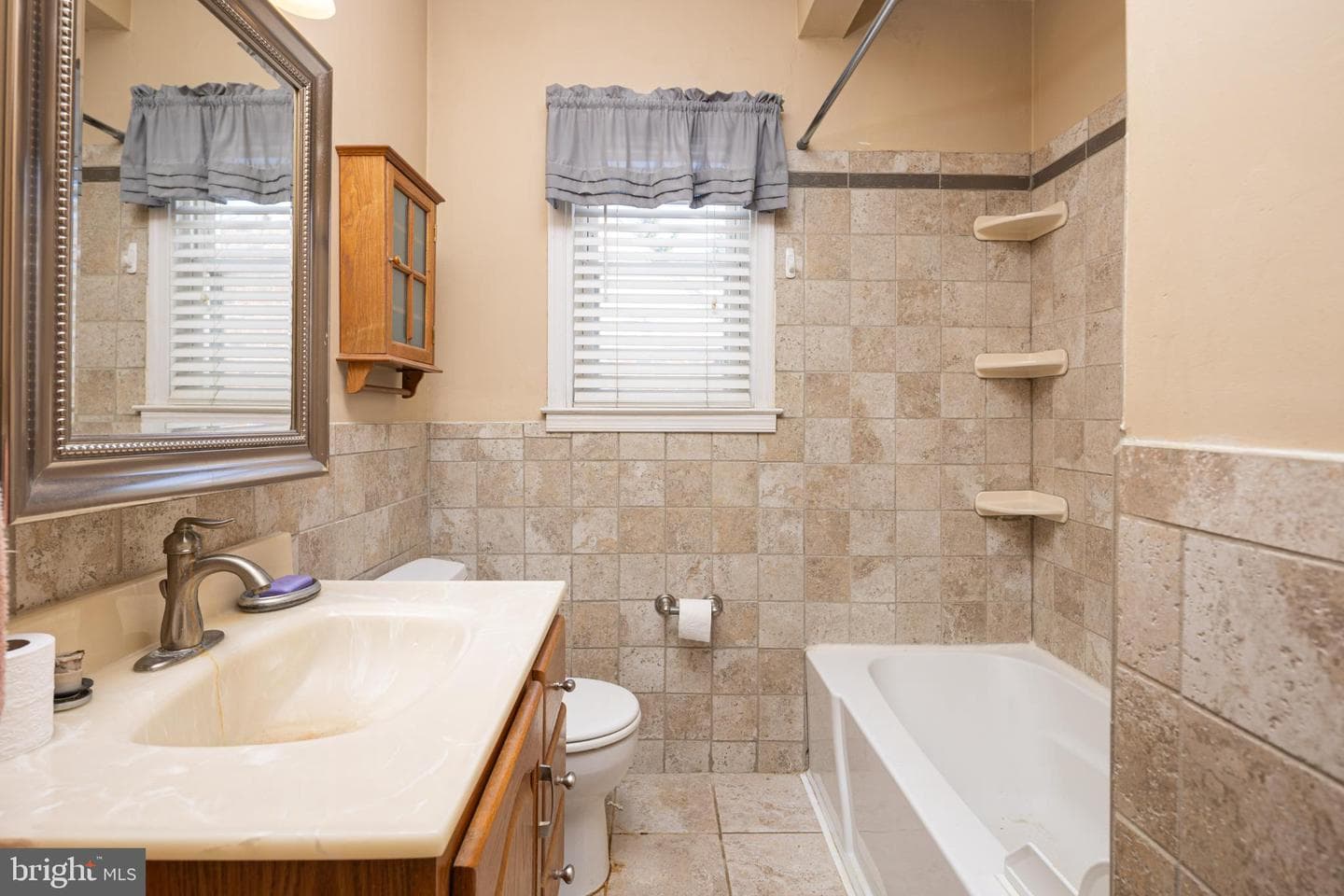 6627 Bushey Street photo 16