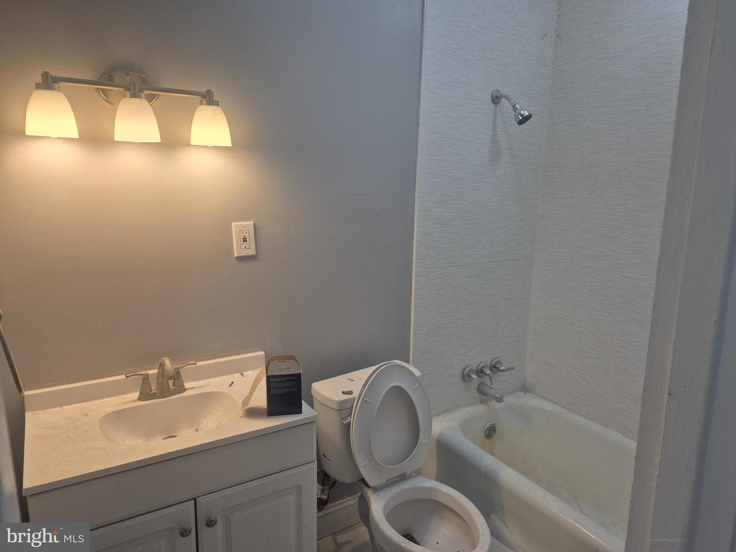 805 N Woodington Road photo 11