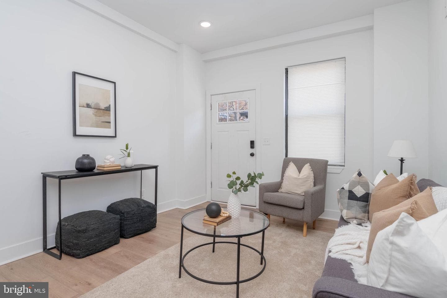 532 N Belnord Avenue photo 4