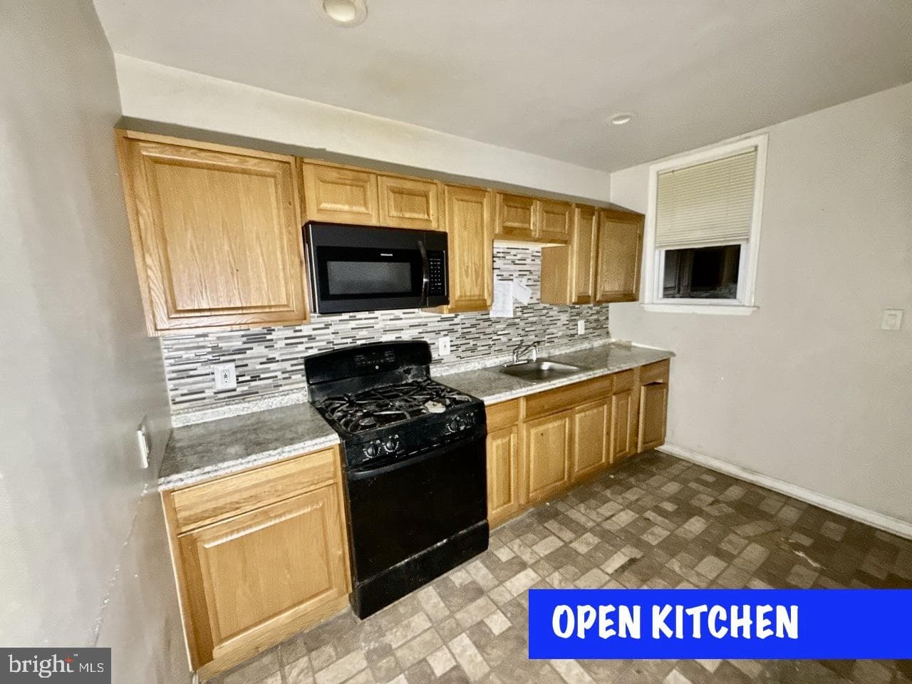 152 Irving Street photo 3