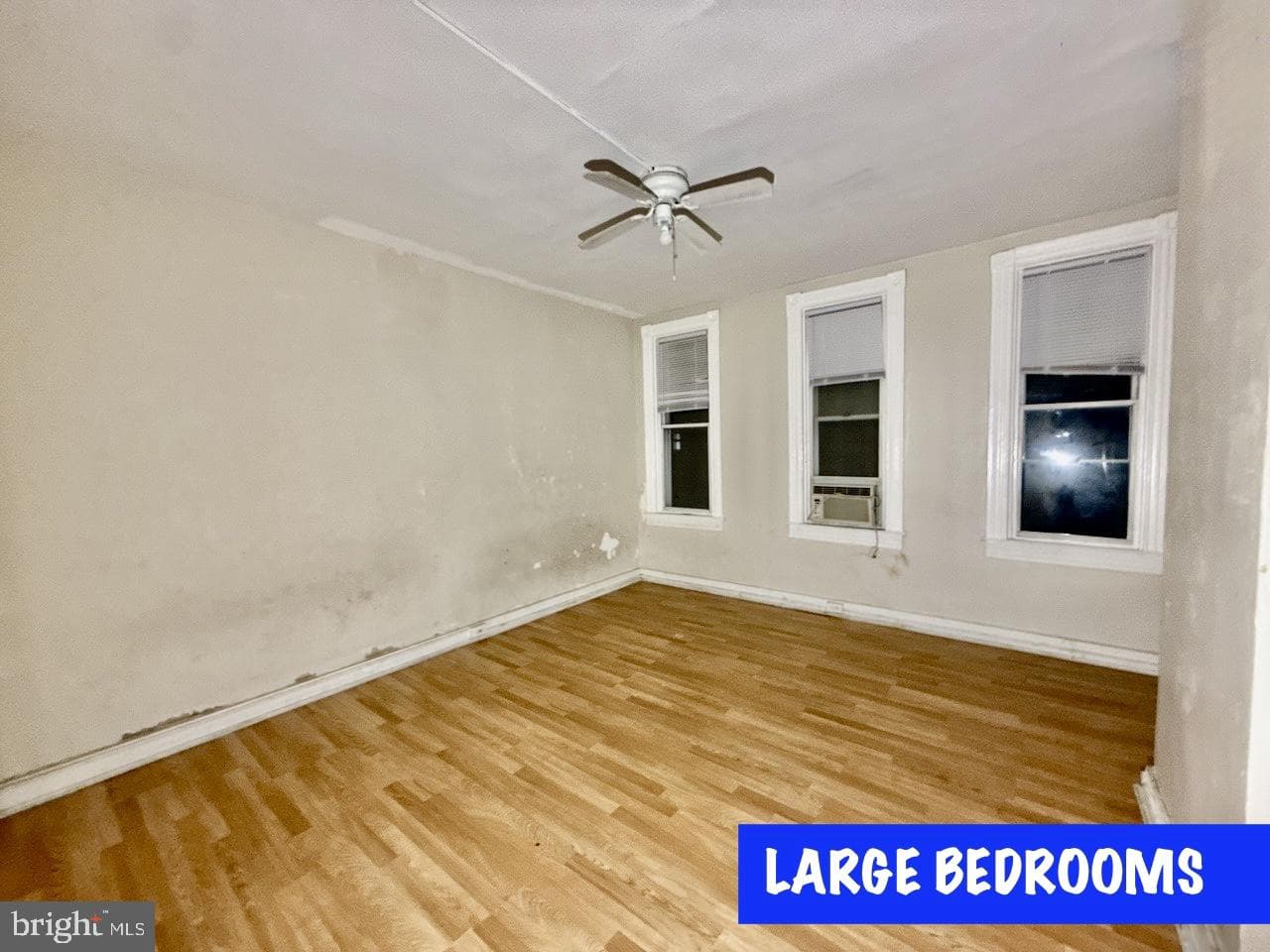 152 Irving Street photo 5