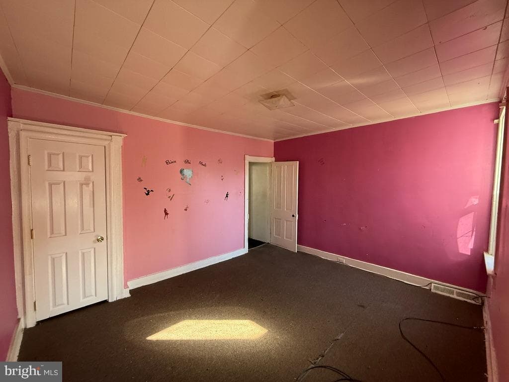 1552 N Carey Street photo 9