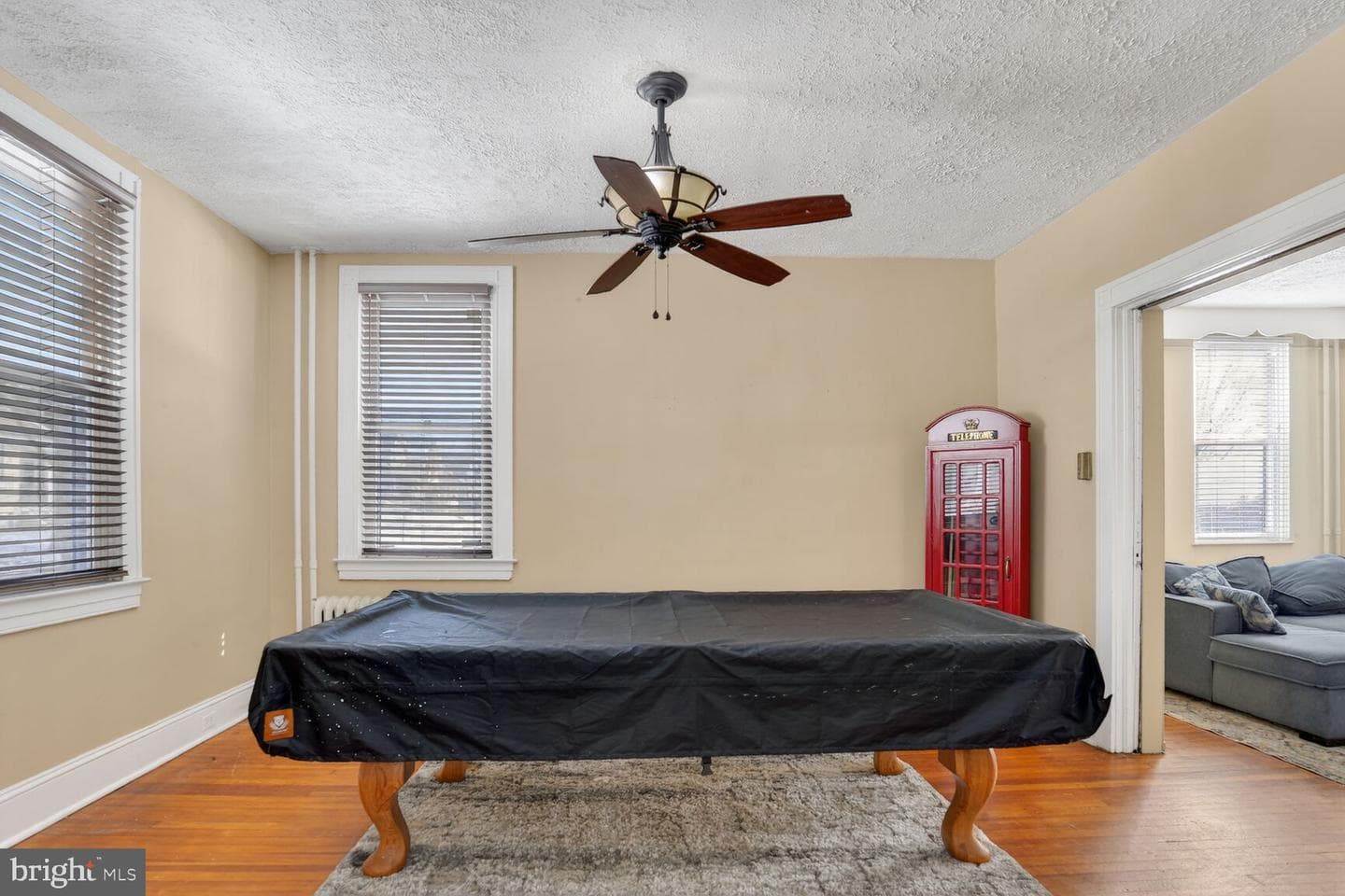 3105 Evergreen Avenue photo 3