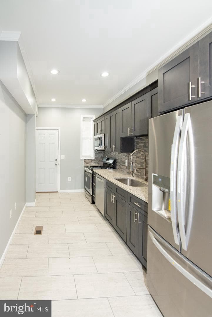 745 Dolphin Street photo 18