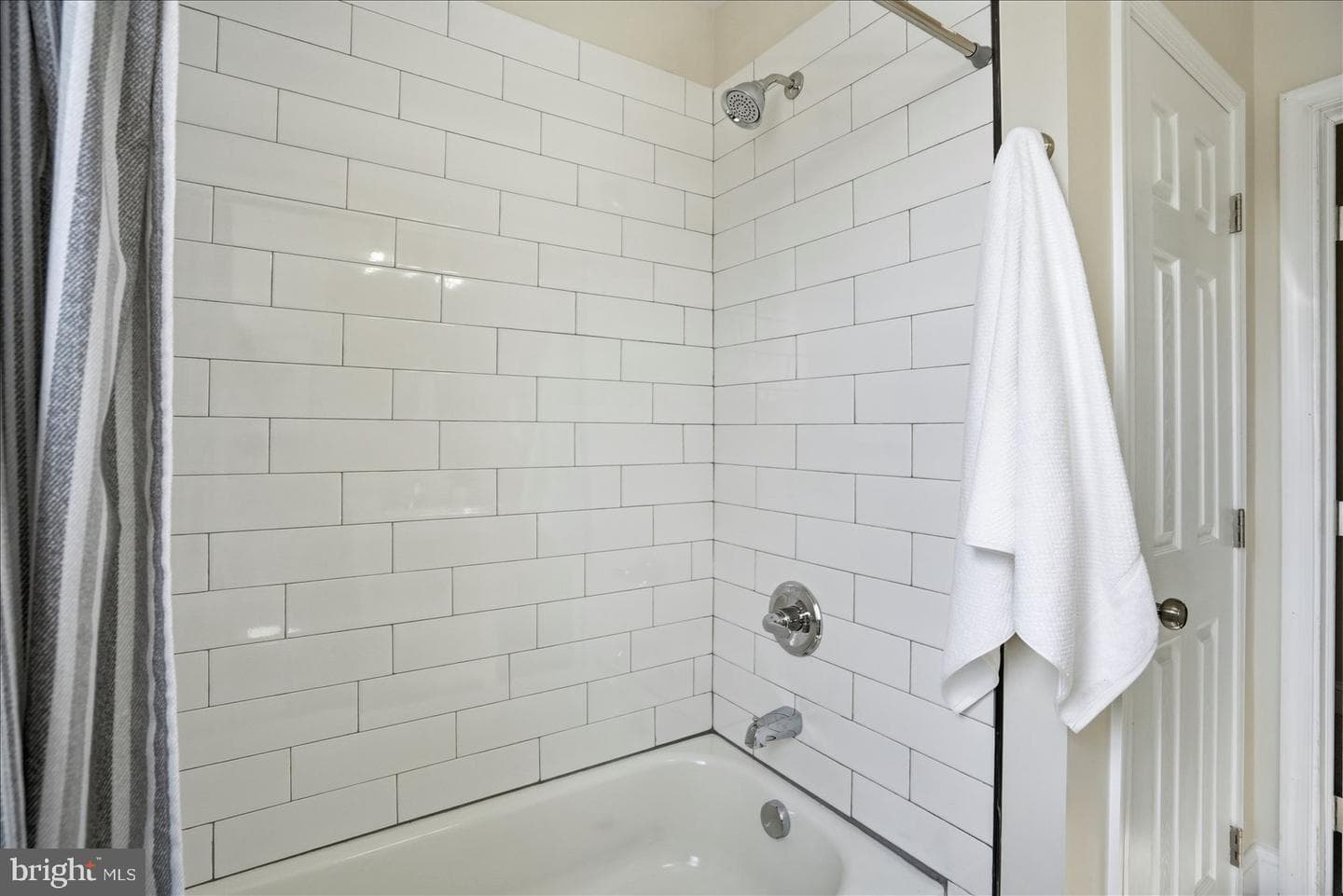 1432 Walker Avenue photo 33