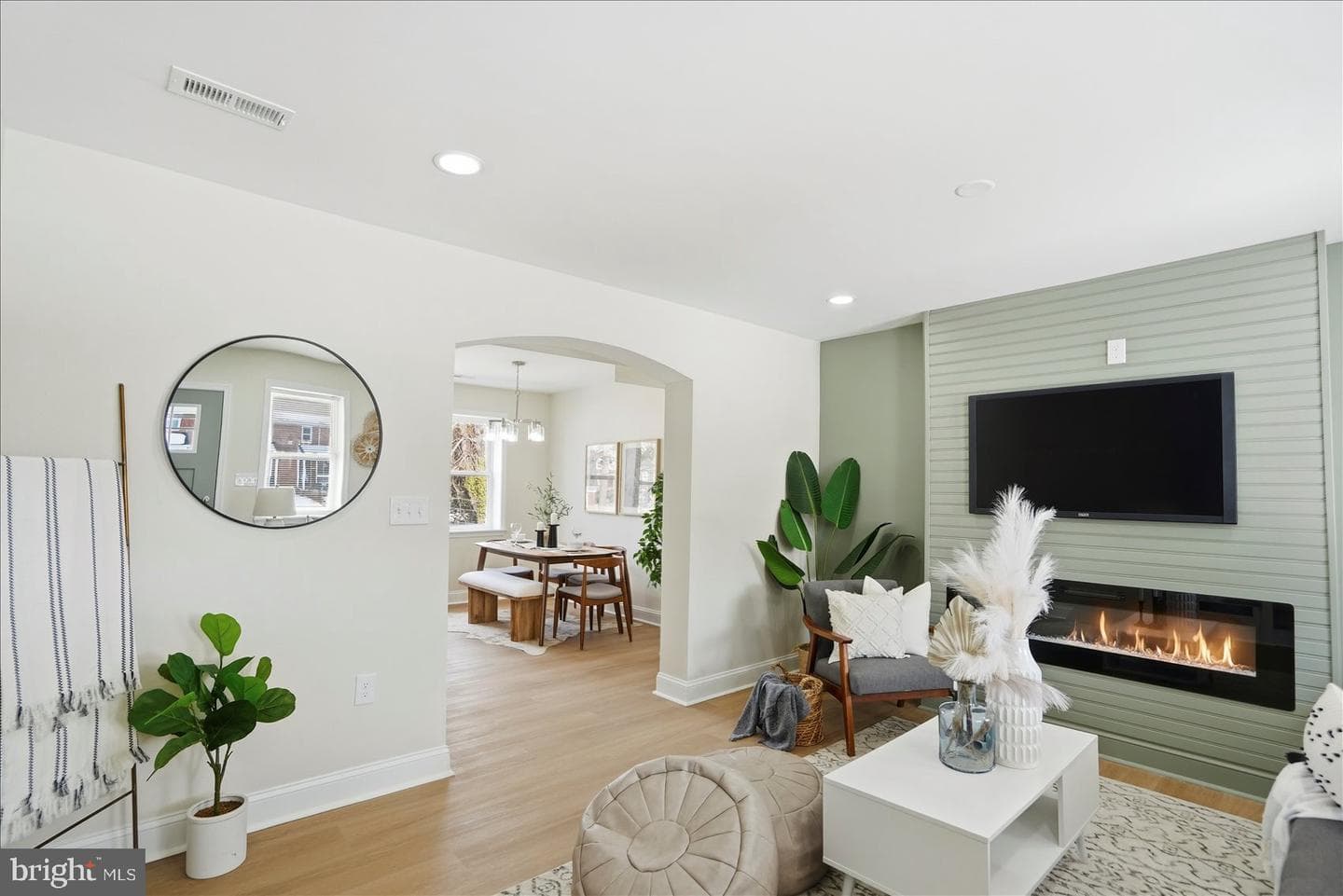 1432 Walker Avenue photo 4
