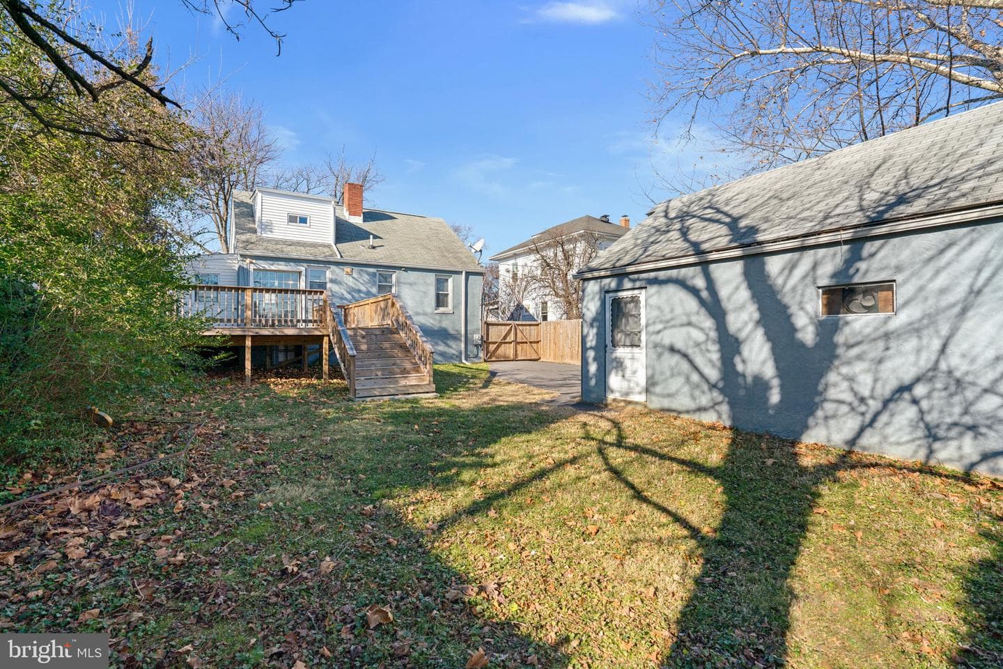 6103 Glenoak Avenue photo 2