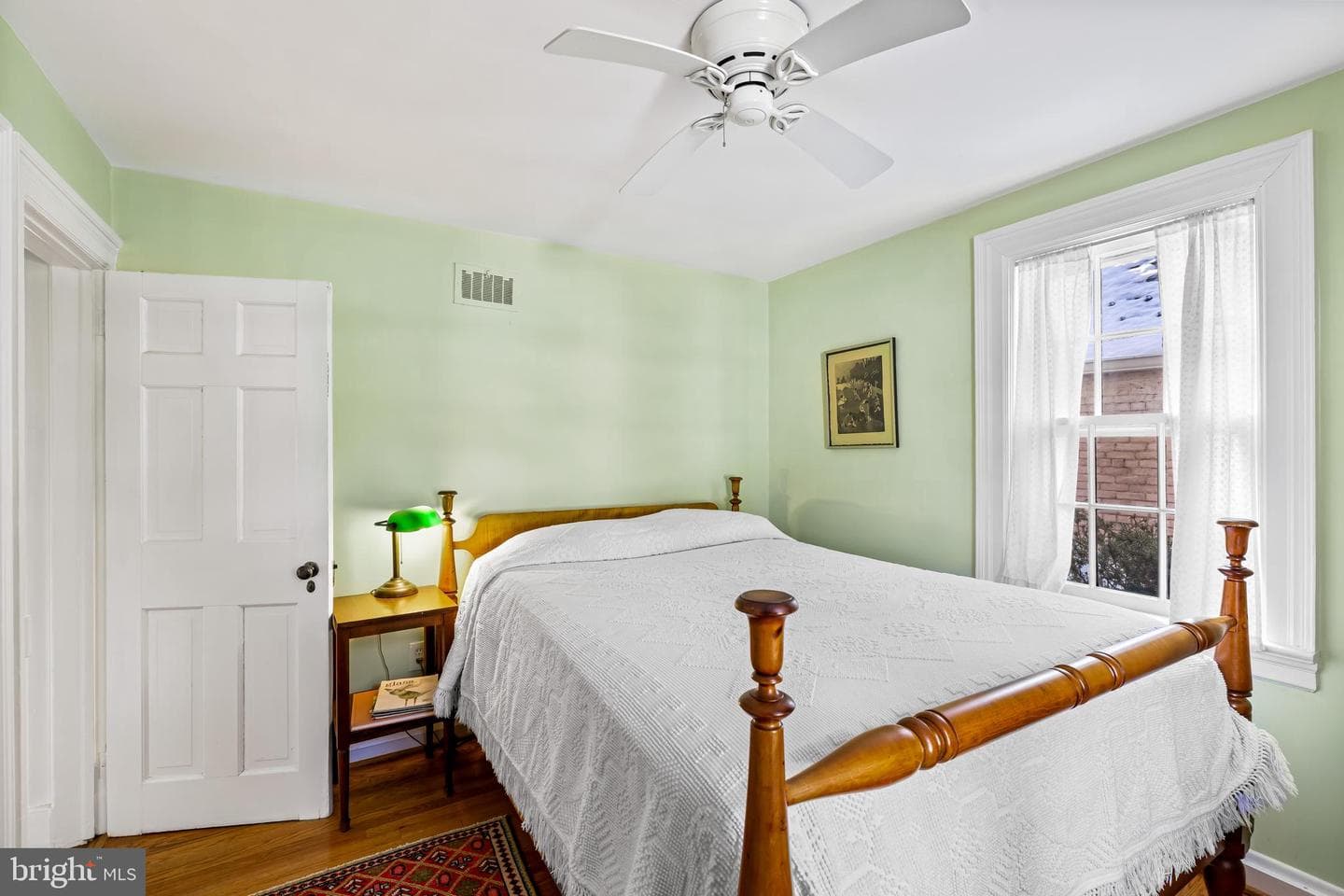 1801 Fairbank Road photo 15