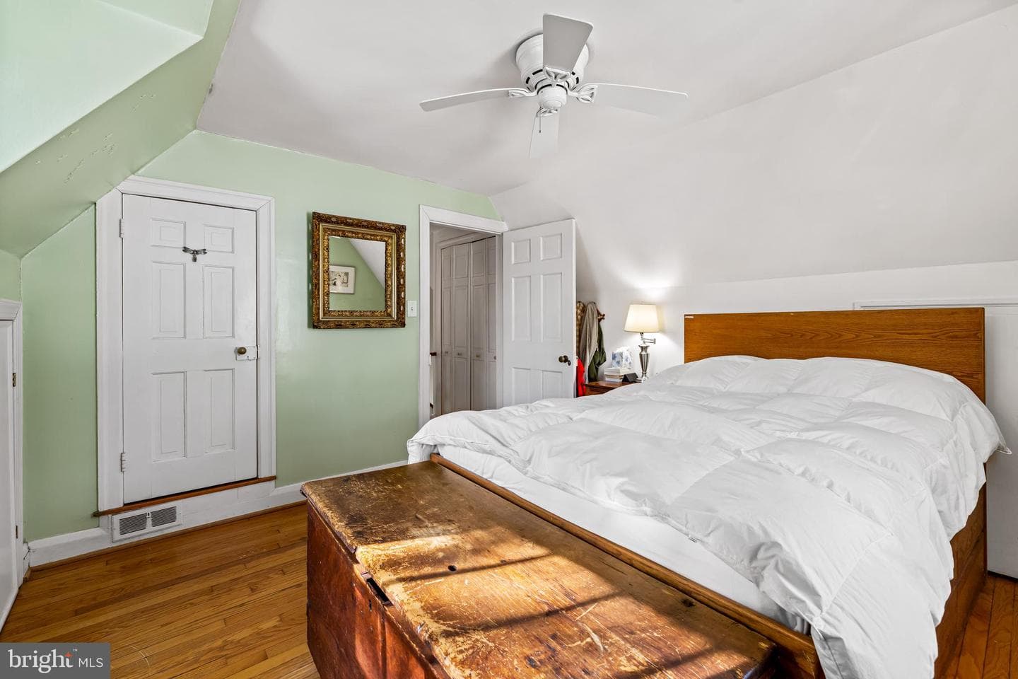 1801 Fairbank Road photo 26