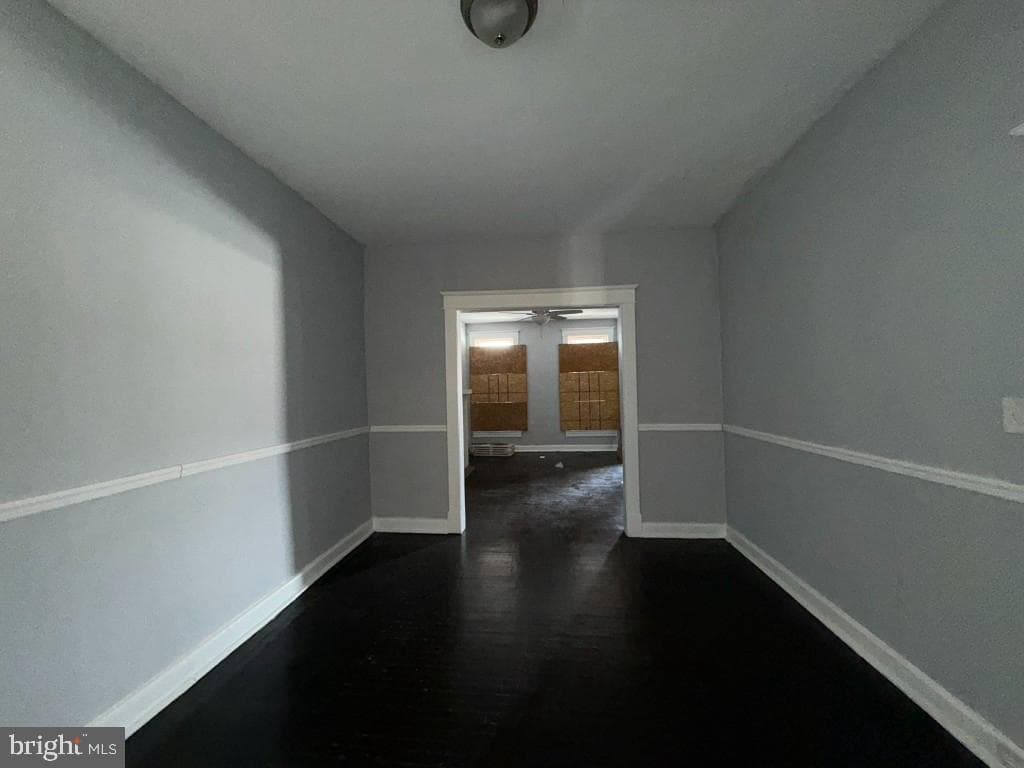 1083 Ellicott Driveway photo 8