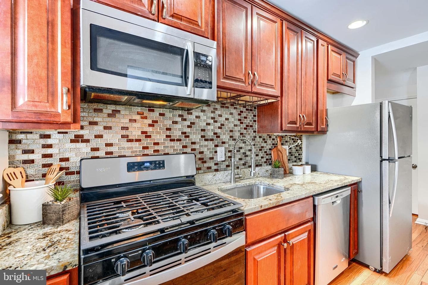 1506 Gleneagle Road photo 14