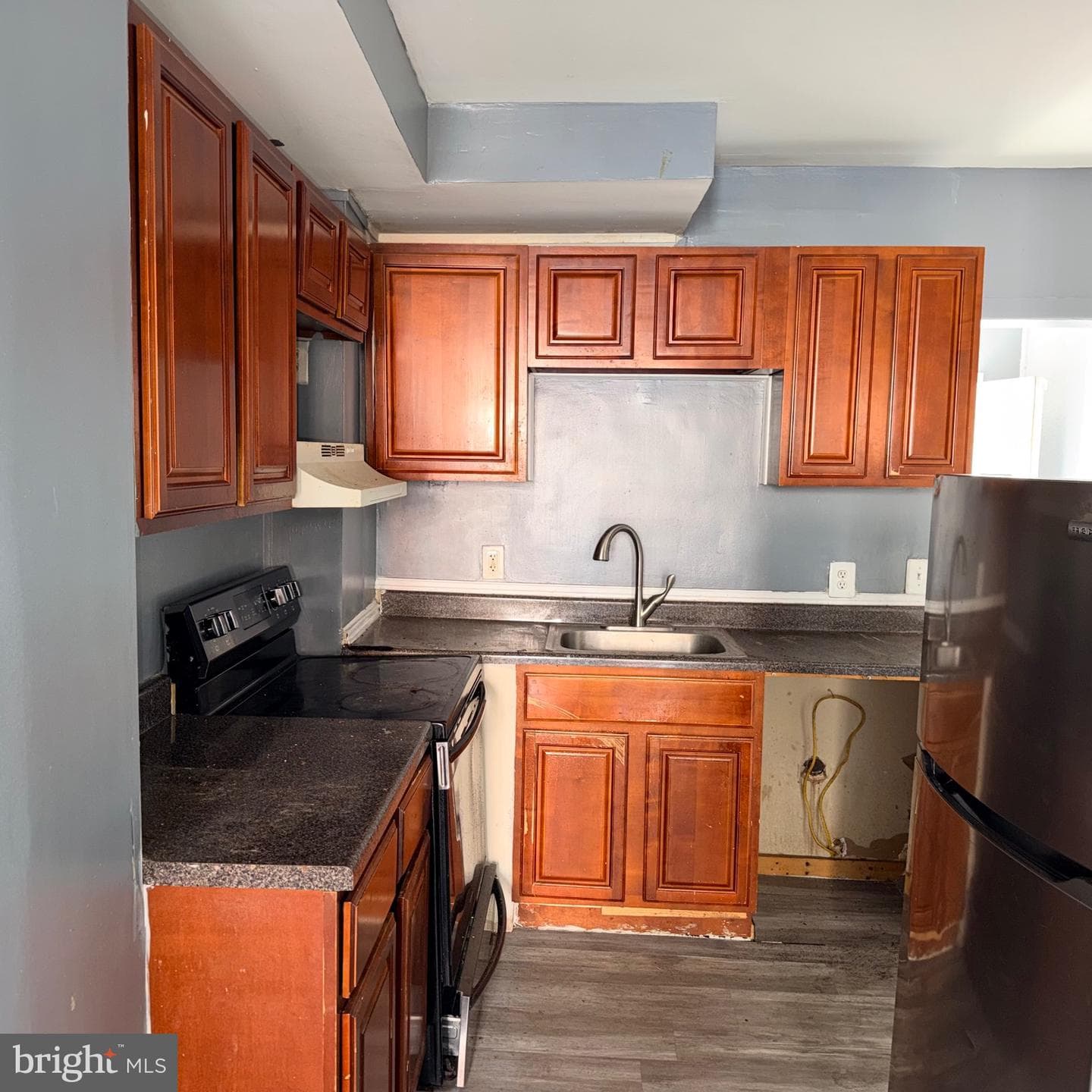 1133 Sargeant Street photo 14