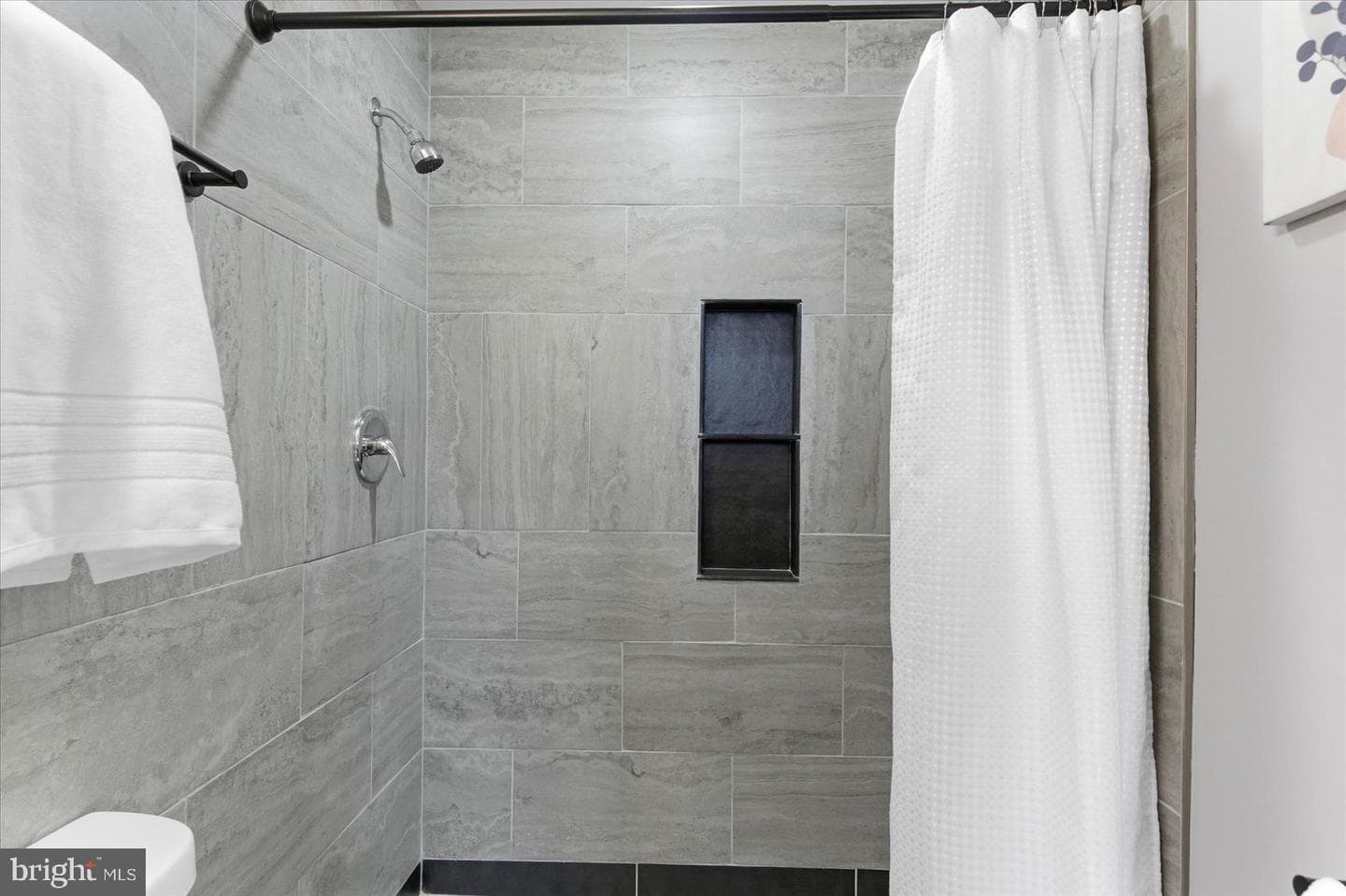 1411 N Patterson Park Avenue photo 28