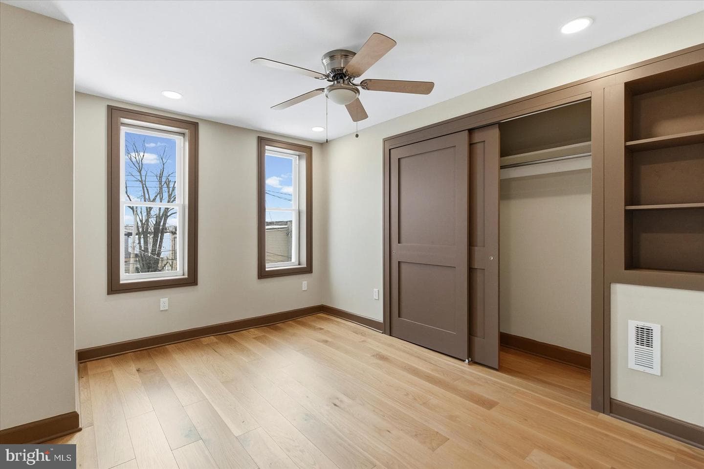 1411 N Patterson Park Avenue photo 35