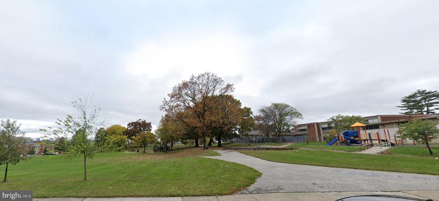 1411 N Patterson Park Avenue photo 42