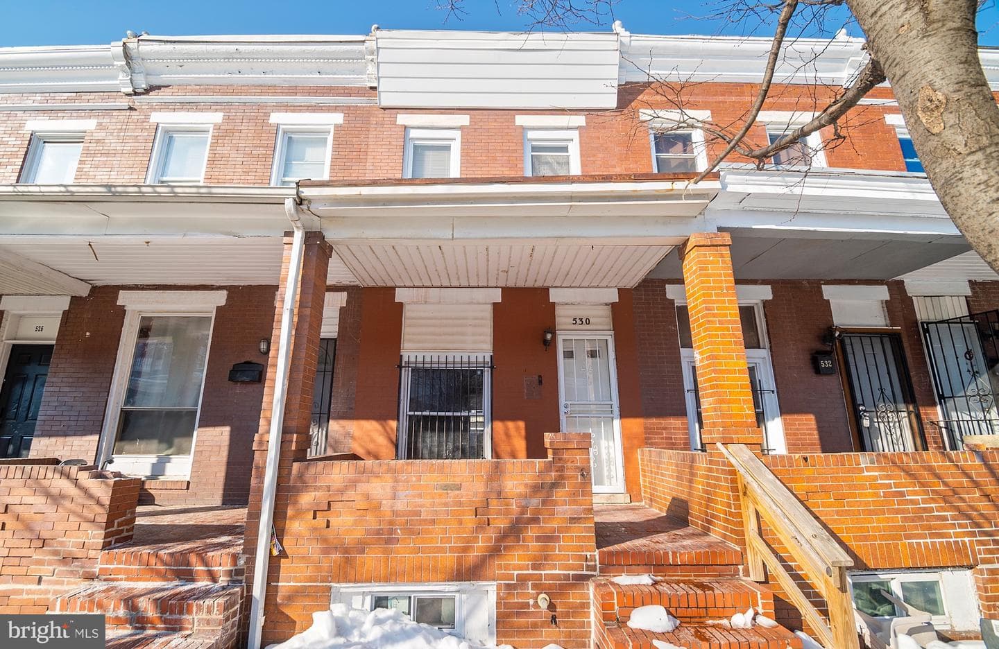 530 N Curley Street photo 1