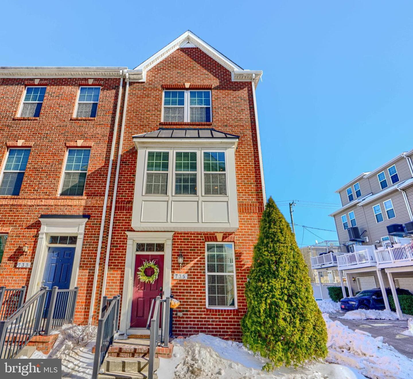 735 S Macon Street photo 1