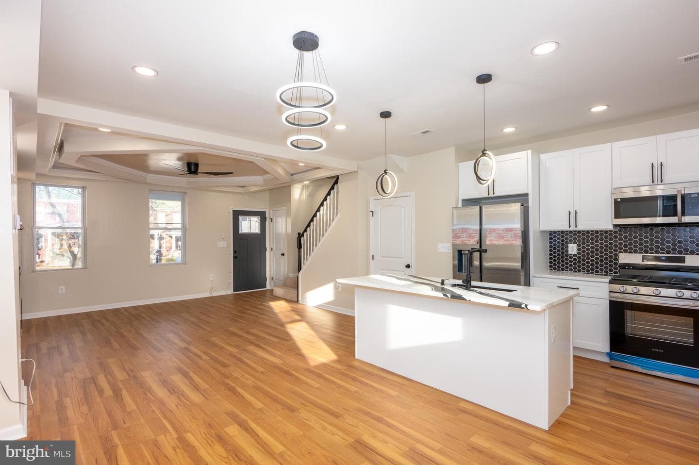 3121 Sequoia Avenue photo 9