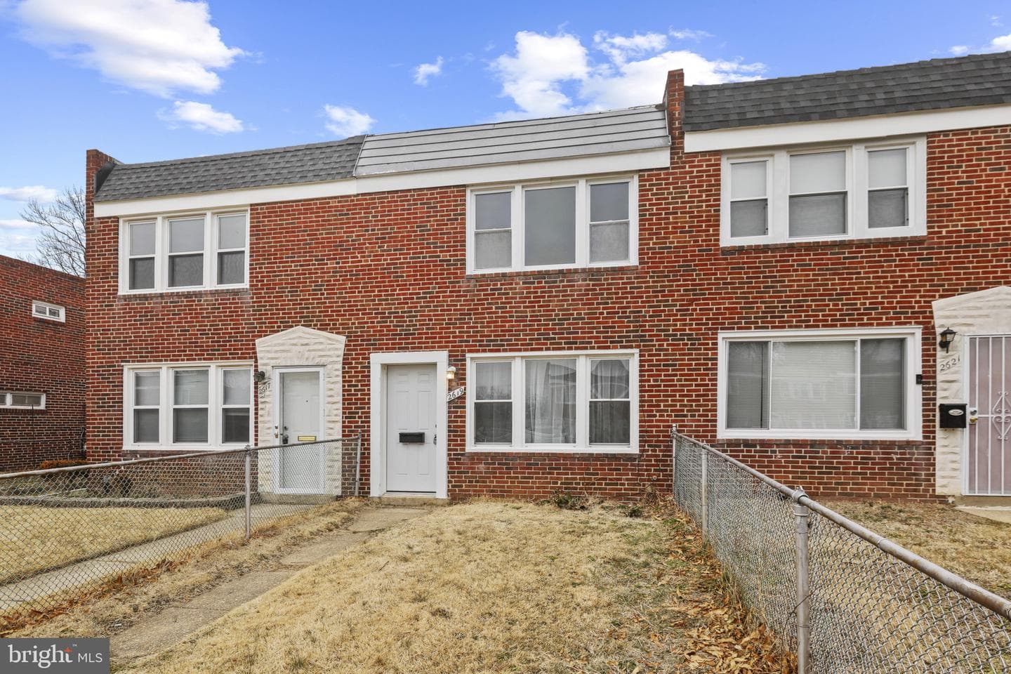 2619 Northshire Drive photo 2