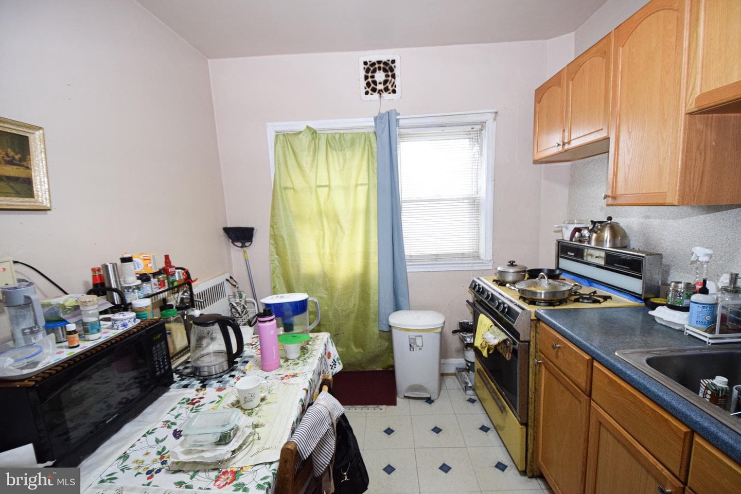 1620 Kingsway Road photo 16