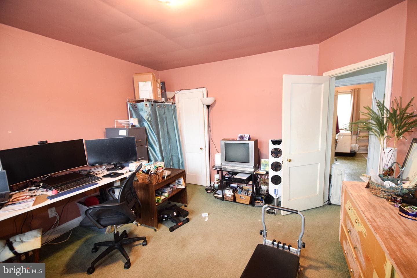1620 Kingsway Road photo 28