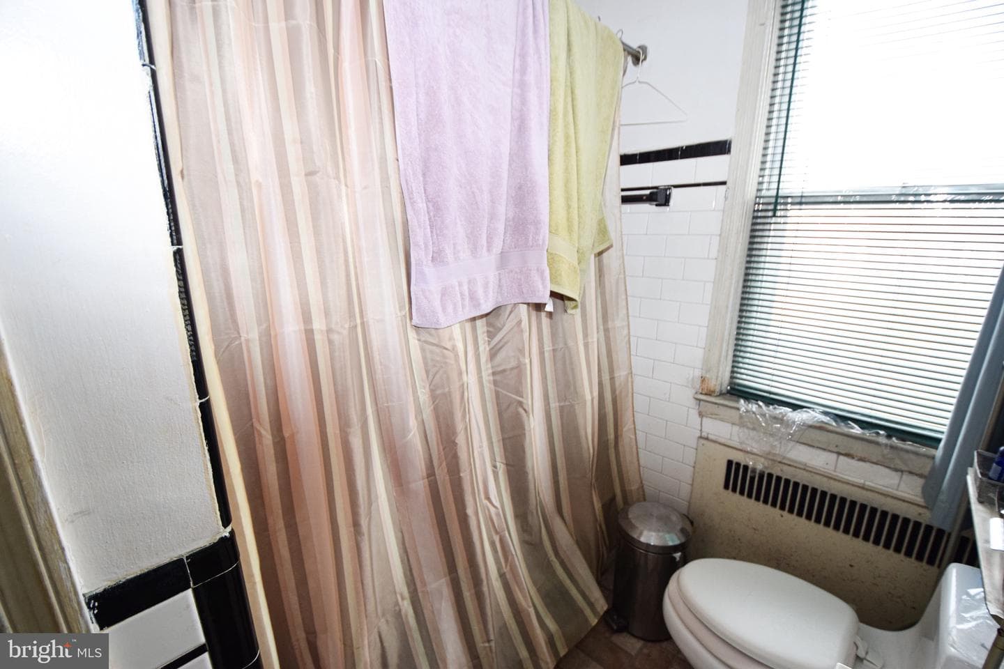 1620 Kingsway Road photo 31