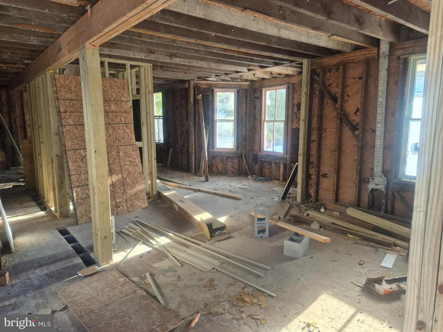 3806 Parkside Drive photo 2