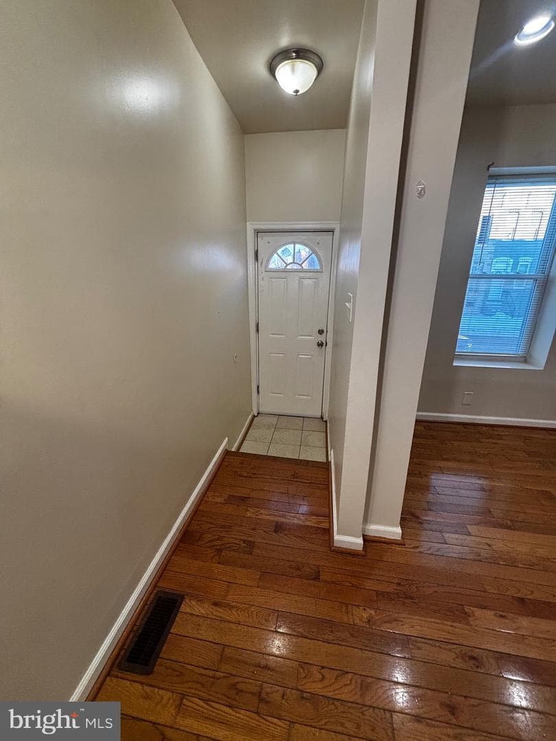 422 S Smallwood Street photo 3