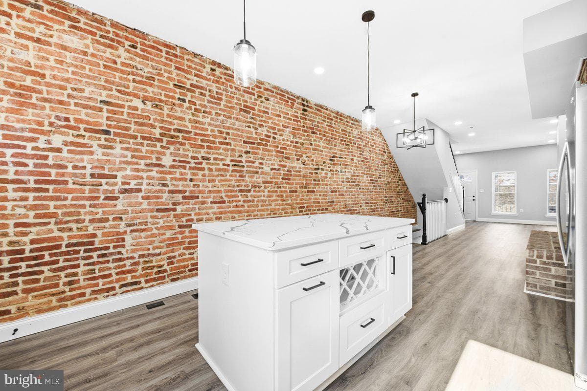3017 Frederick Avenue photo 10